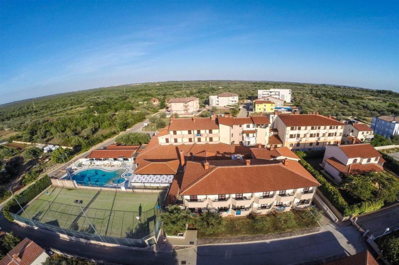 פאז'אנה Hotel Villa Letan מראה חיצוני תמונה