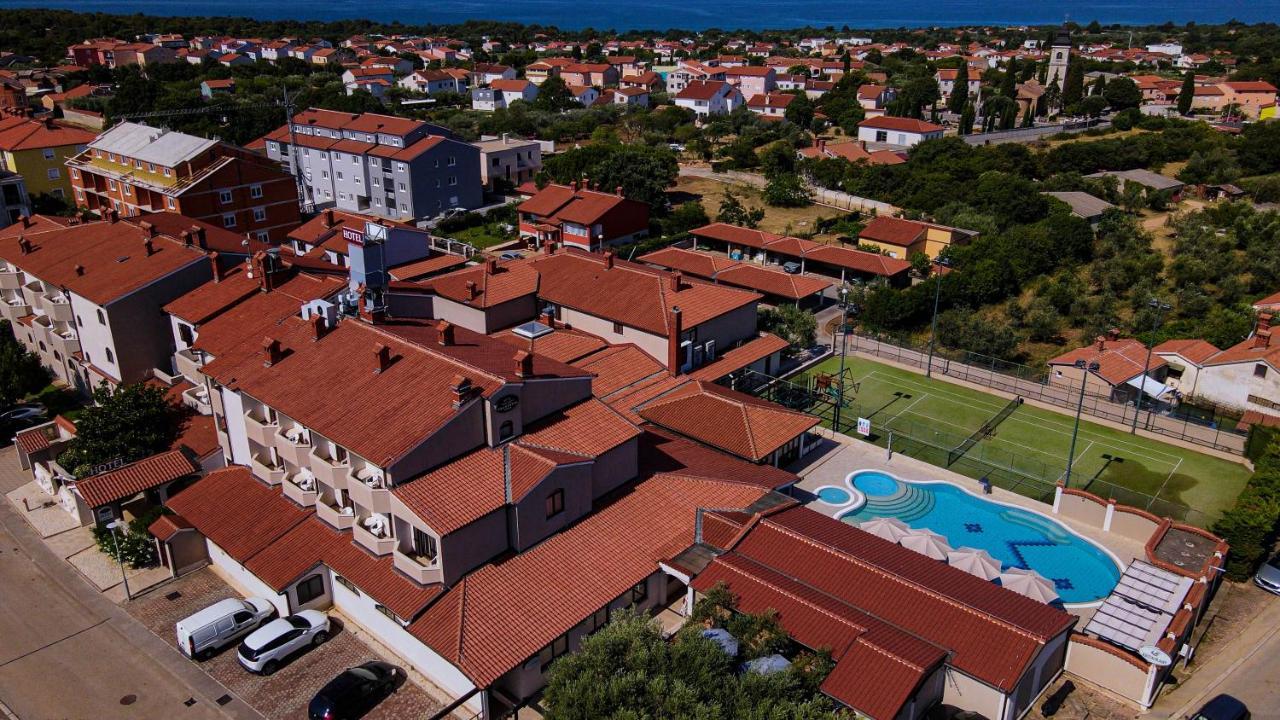 פאז'אנה Hotel Villa Letan מראה חיצוני תמונה